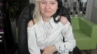 girlnextdoorr
