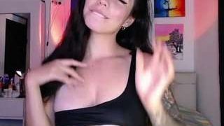 amy-hot19