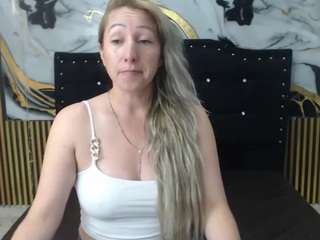 chrystal85