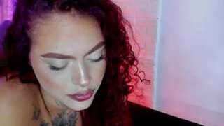 caroline-clark420