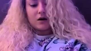 pyjama-titties