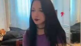 neliaburroughs