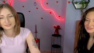 cristin-kisses