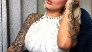 mia-hott