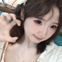 momo-5952